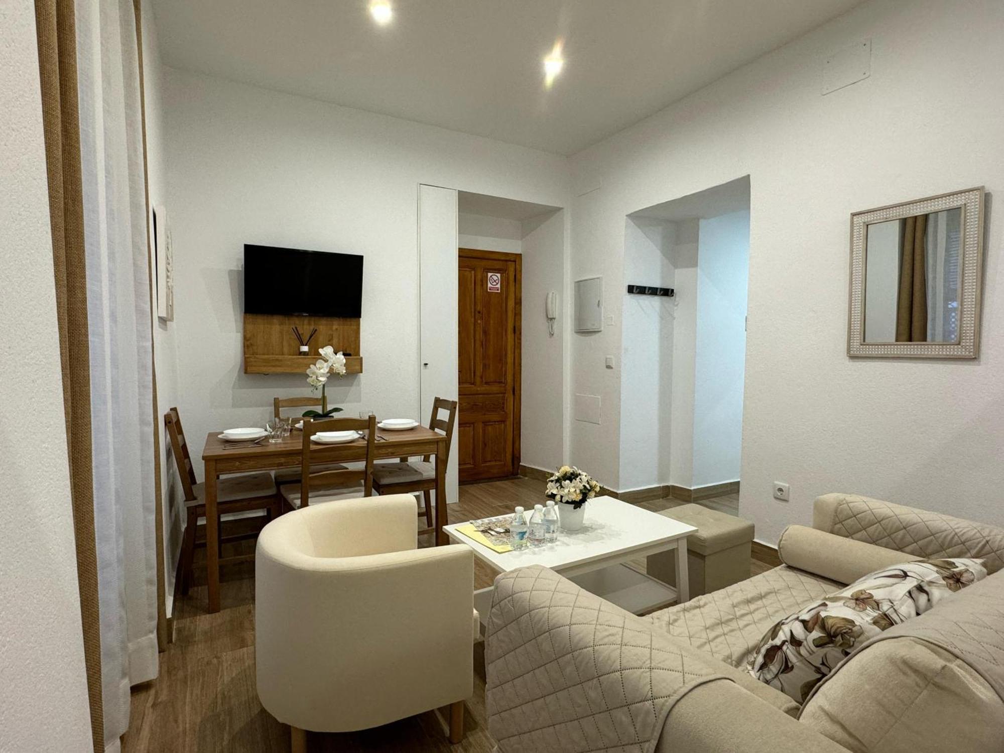 Noches De Cordoba Apartment ภายนอก รูปภาพ